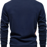Stilvoller Herrenpullover aus Strick
