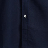 Marineblaues Herrenhemd mit Brusttaschen