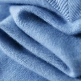 Weicher Herrenpullover mit V-Ausschnitt