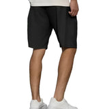 Herrenshorts im minimalistischen Schnitt
