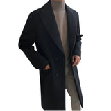 Eleganter zweireihiger Herrenmantel