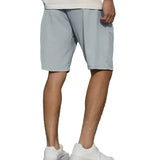 Herrenshorts im minimalistischen Schnitt