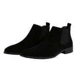 Minimalistische Herren-Chelsea-Boots zum Reinschlüpfen