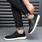 Minimalistische Herren-Sneaker aus Leder