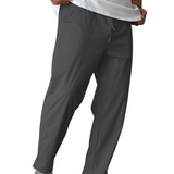 Elegante Herrenhose mit klaren Linien