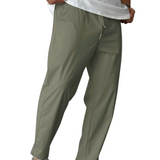 Elegante Herrenhose mit klaren Linien
