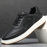 Minimalistische Herren-Sneaker aus Leder