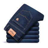 Klassische Herrenjeans mit geradem Bein