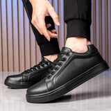 Klassische Herrenschuhe aus Leder