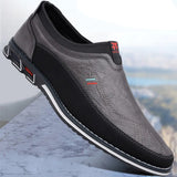 Elegante Herren-Slipper aus Leder