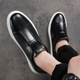 Lässige Herren-Slipper aus Leder