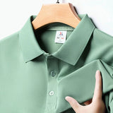 Sommerliches Herren-Poloshirt