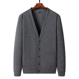 Eleganter Herrencardigan mit V-Ausschnitt