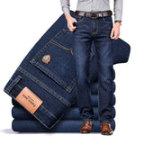 Klassische Herrenjeans mit geradem Bein