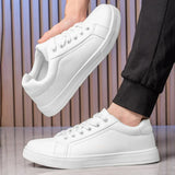 Klassische Herrenschuhe aus Leder