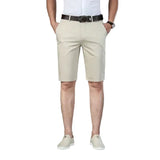 Schlichte Herrenshorts aus Baumwolle
