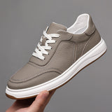 Minimalistische Herren-Sneaker aus Leder