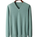 Warmer Herrenpullover mit V-Ausschnitt