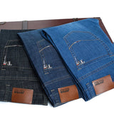 Gerade geschnittene Herrenjeans