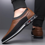 Elegante Herren-Slipper aus Leder