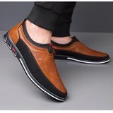 Elegante Herren-Slipper aus Leder