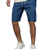 Herrenshorts im minimalistischen Schnitt