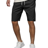 Herrenshorts im minimalistischen Schnitt