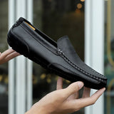 Herren-Ledermokassins im Vintage-Stil