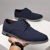 Elegante glänzende Herrenschuhe