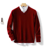 Weicher Herrenpullover mit V-Ausschnitt