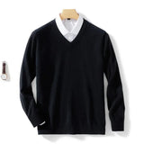 Weicher Herrenpullover mit V-Ausschnitt