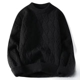 Herrenpullover mit Zopfmuster