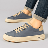 Elegante Herrenschuhe aus leichtem Stoff