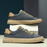Elegante Herrenschuhe aus leichtem Stoff