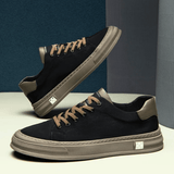 Elegante Herrenschuhe aus leichtem Stoff